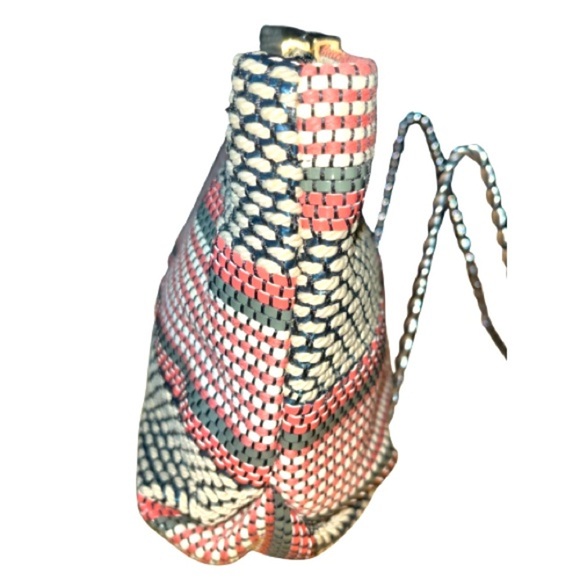 Stella & Dot Everything Woven
Cloth, No Chain, Clutch Only, NWOT - Picture 6 of 9